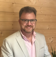 Ian Essam, MNCH (Reg.), HPD