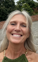 Lisa Sinclair, MNCH (Reg.), HPD