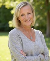 Suzanne Boston