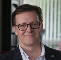 Jonathan Sandall, MNCH (Reg.)