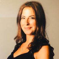 Eliana Reis, MNCH (Reg.), HPD